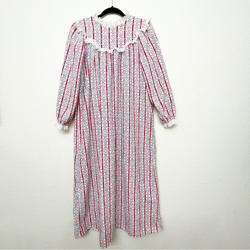 Lanz of Salzburg Flannel Night gown
